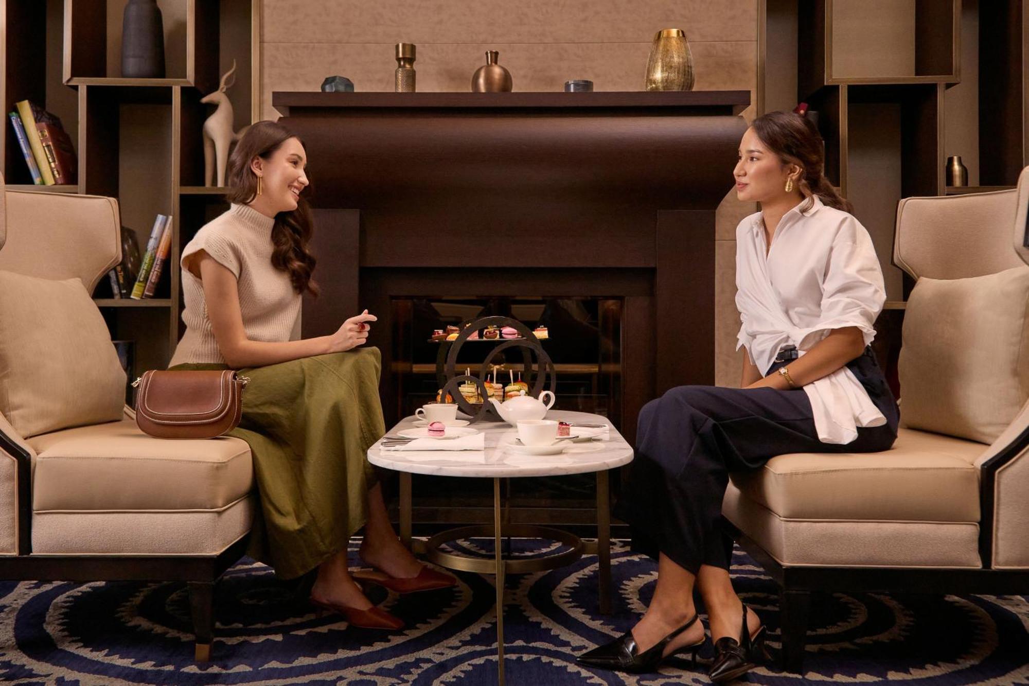 더 세인트 레지스 아스타나 외부 사진 The Lounge at KLIA