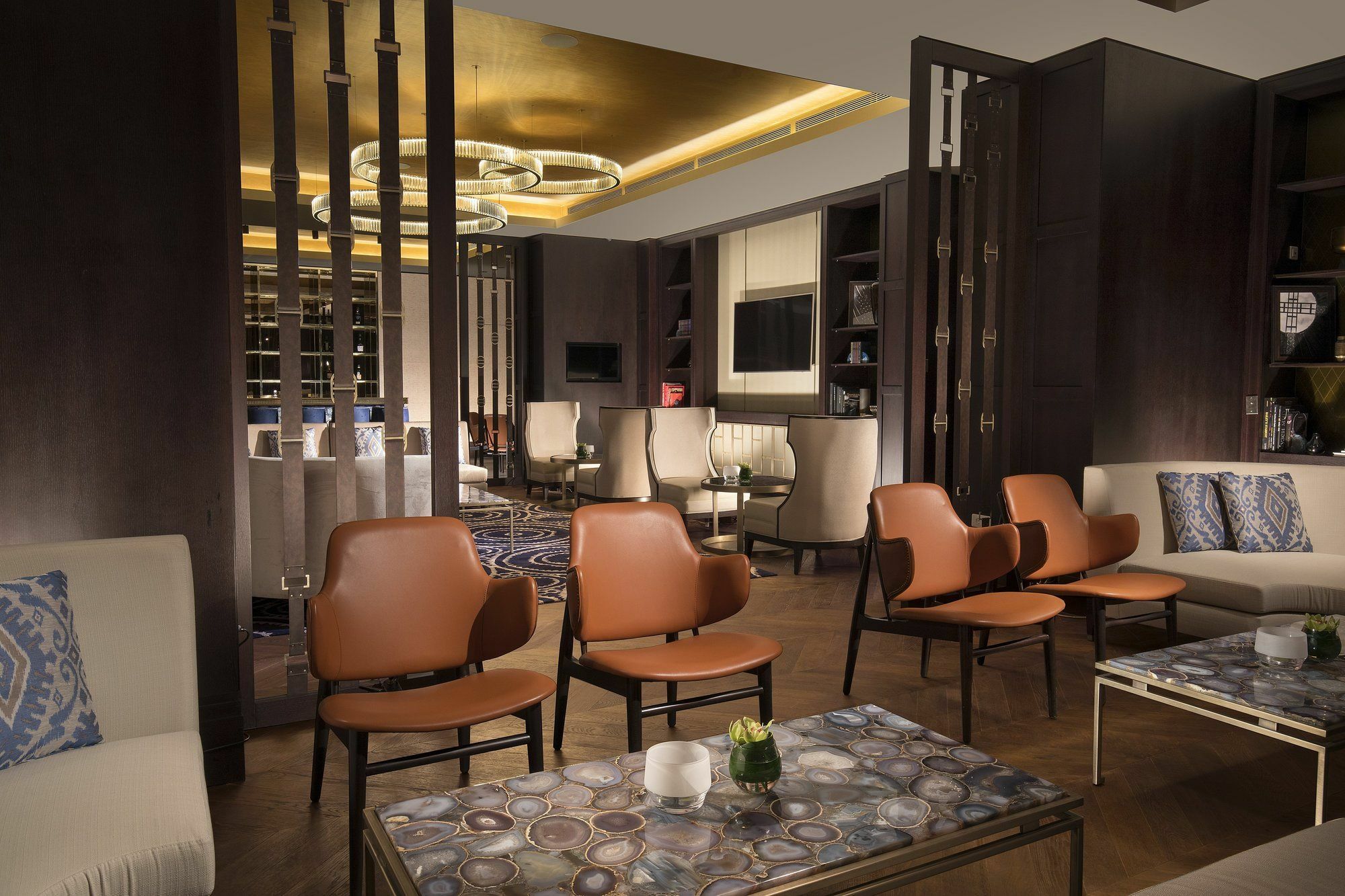 더 세인트 레지스 아스타나 외부 사진 The Lounge at the airport